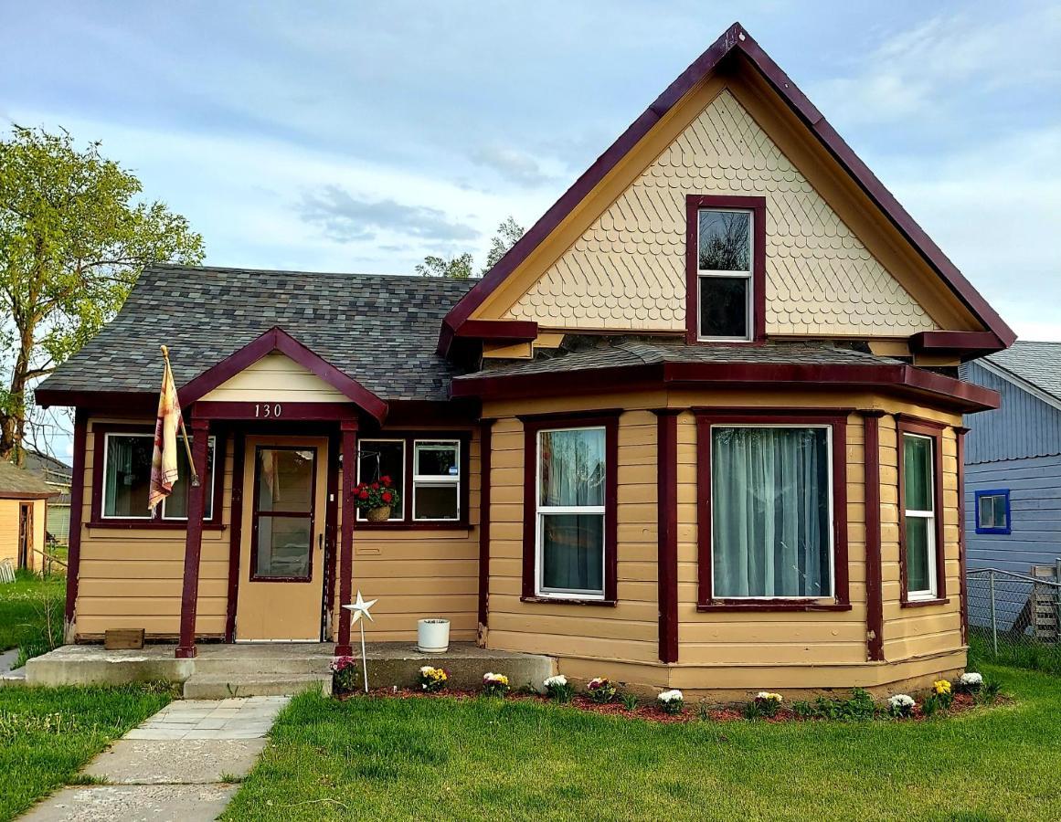 Vintage Cozy Family Home Near National Parks Сент-Энтони Экстерьер фото